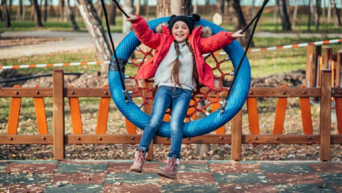 Encourage your child to play outside! Know 11 benefits of outdoor play