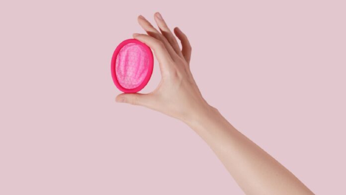 5 best menstrual discs for mess-free periods