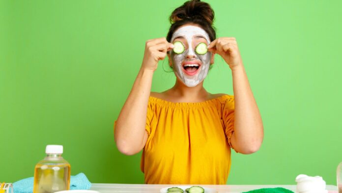 4 DIY face masks to get rid of dead skin