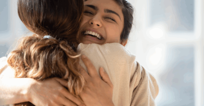 15 Thoughtful Gestures That Bring You Closer to Your Friends