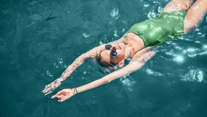 Swimming With Psoriasis: What’s the Best Type of Water for Your Skin?