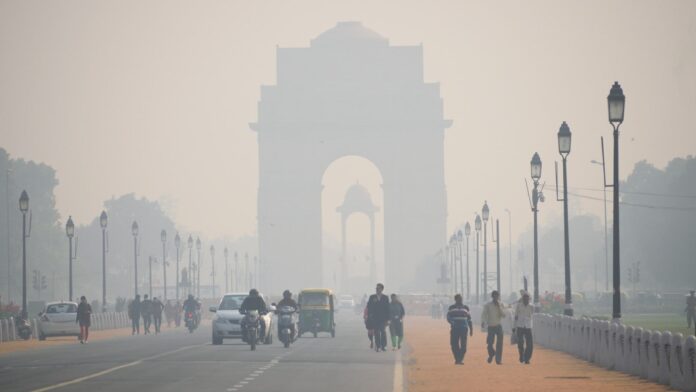 pollution.jpg AQI surge in India: 7 healthy habits to protect yourself as air quality worsens