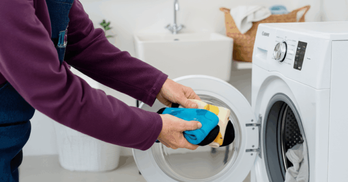 Sock Care 101: How to Wash and Store Compression &amp; EasyStretch™ Socks for Long-Lasting Comfort