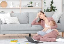 Breastfeeding and returning to work? 7 must-know tips for new moms Breastfeeding and returning to work? 7 must-know tips for new moms