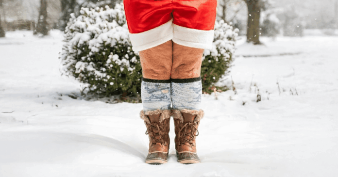 Winter Footwear Guide: What Socks Women & Men Should Wear With Boots, Sneakers, and Cozy Slip-Ons