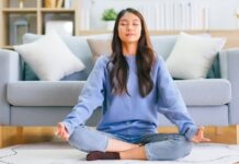 6 cross-legged yoga poses to reap health benefits of sitting on the floor 6 cross-legged yoga poses to reap health benefits of sitting on the floor