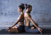 Valentine’s Day: How couples yoga helps to relieve stress in your relationship Valentine’s Day: How couples yoga helps to relieve stress in your relationship