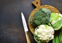 Broccoli vs Cauliflower: Which is Healthier? Broccoli vs Cauliflower: Which is Healthier?